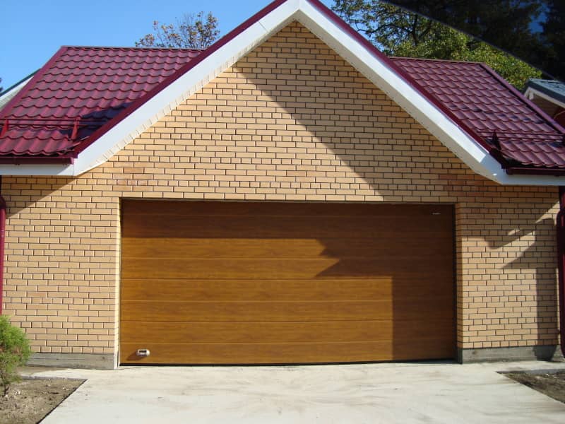 Секционные ворота DoorHan в Ставрополе с установкой