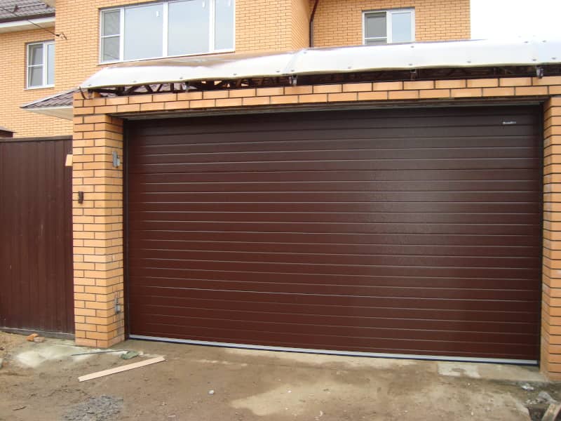 Секционные ворота DoorHan в Ставрополе с установкой